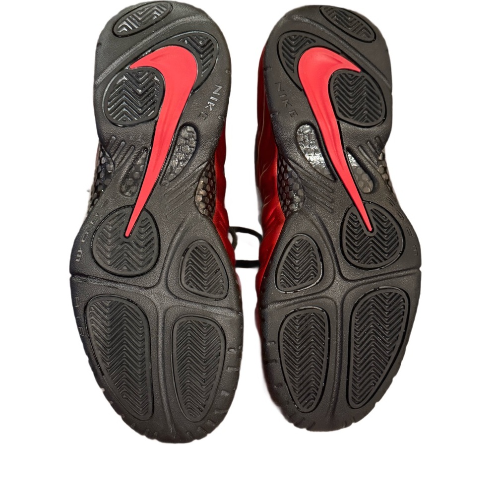 Nike Red and Black Foamposite Athletic Shoes
(University Red) - Picture 6 of 6